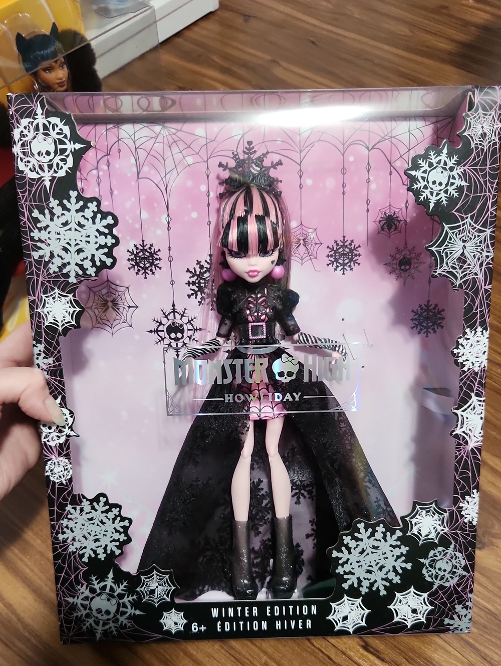 Howliday Draculaura Doll